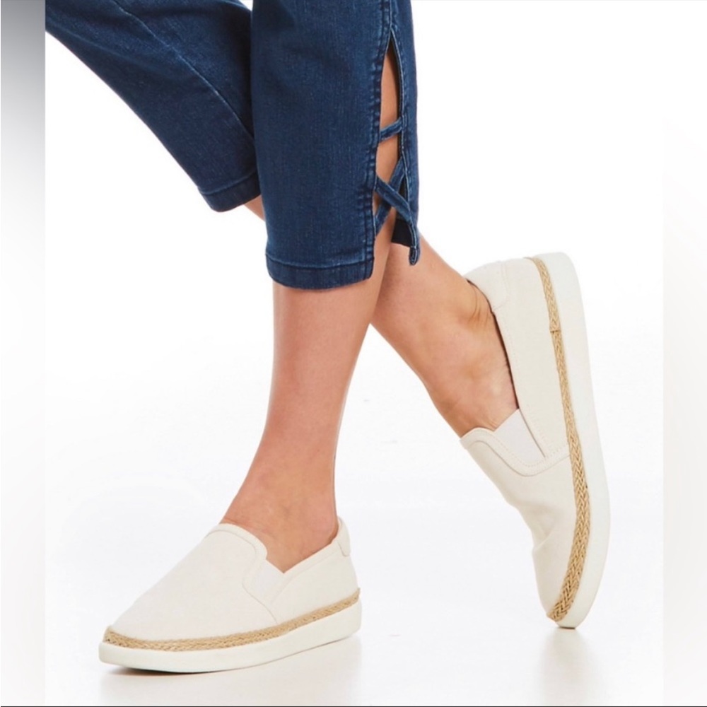 Vionic Womens Sunny Rae Canvas Espadrille Shoes Size 7.5 Slip On Ivory